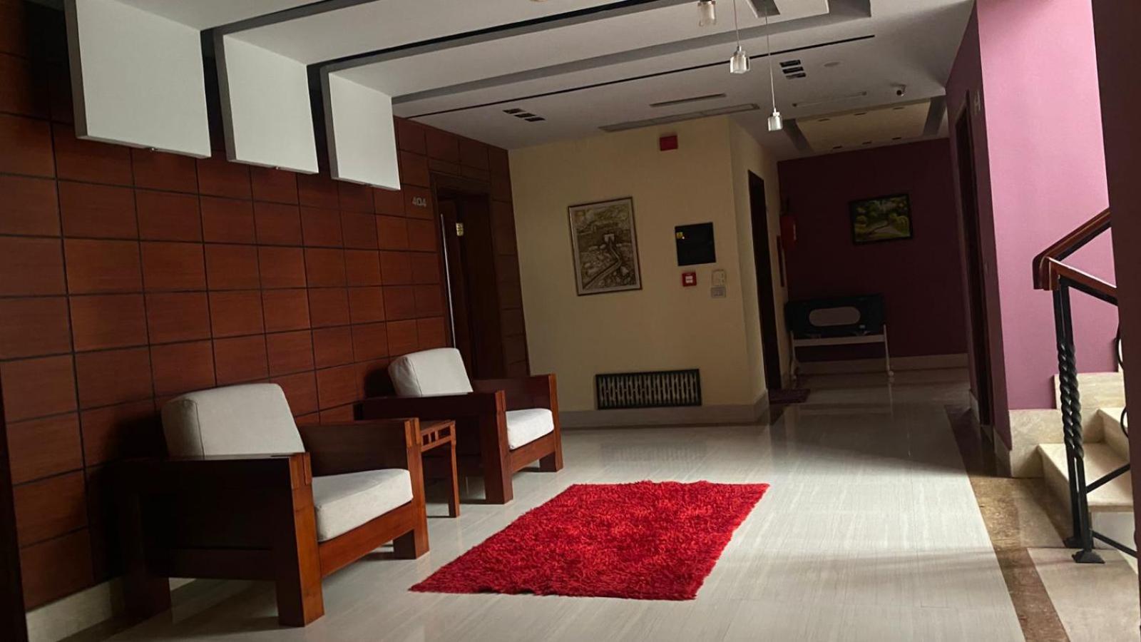 Vela Hotel Restaurant 골렘 외부 사진